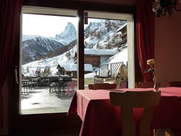 Hotel Alpenrose Zermatt Esterno foto