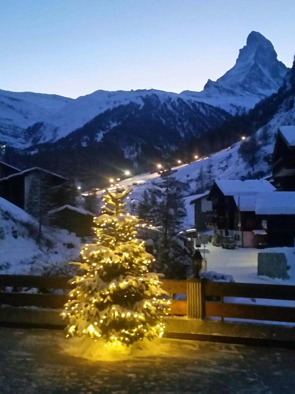 Hotel Alpenrose Zermatt Esterno foto